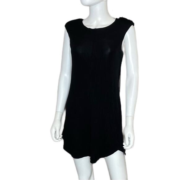 Elizabeth and James Dresses & Skirts - Elizabeth and James Solid Black Sleeveless Mini Dress Women’s Sz S
